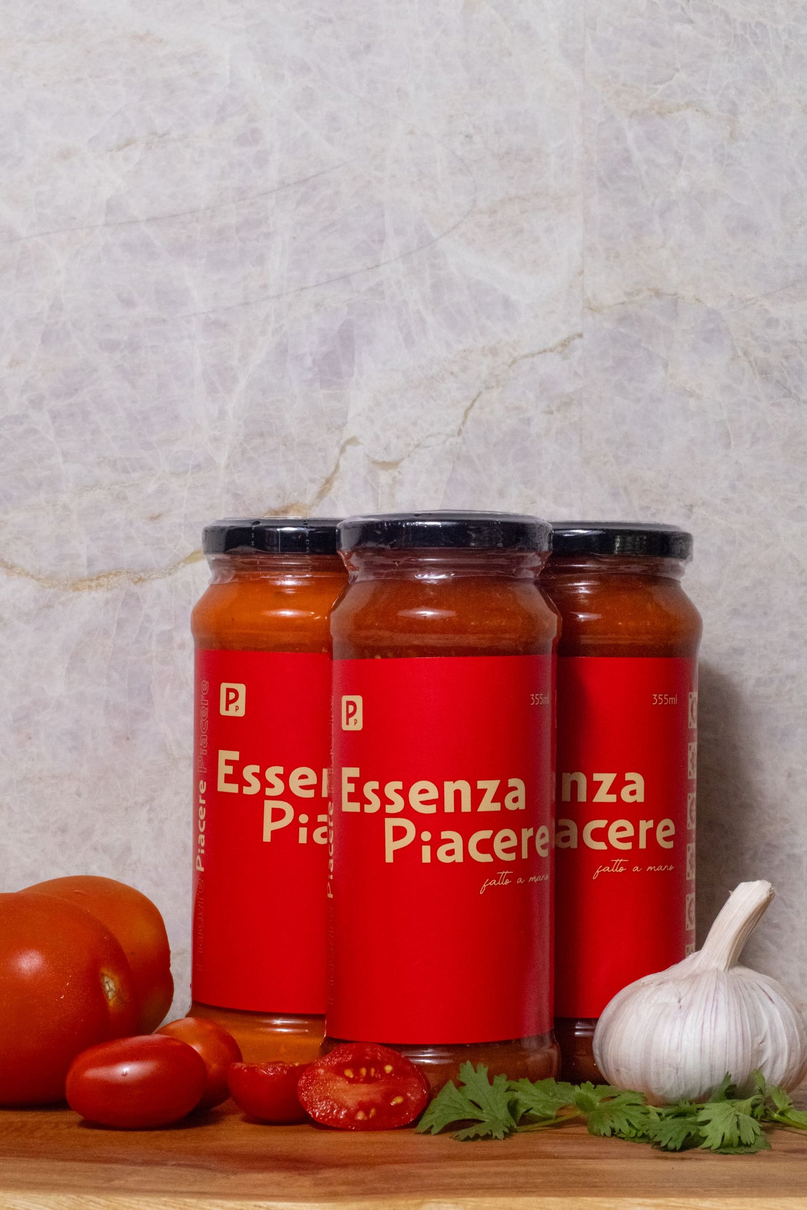 Essenza Piacere — molho artesanal com tomates frescos